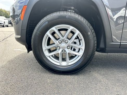 New 2025 Jeep Grand Cherokee L Laredo w/ Luxury Tech Group I image 34