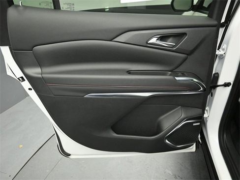 Used 2024 Chevrolet Traverse RS w/ LPO, Floor Liner Package image 25