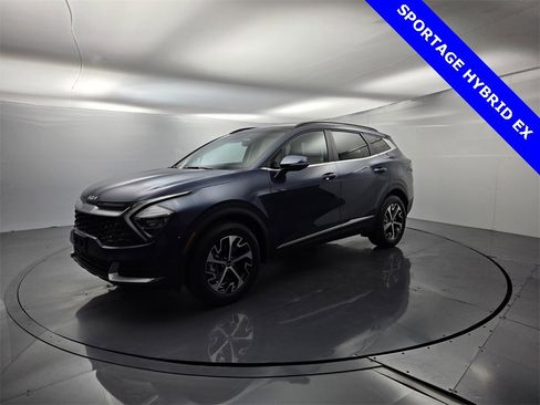 Used 2023 Kia Sportage EX w/ EX Premium Package image 6