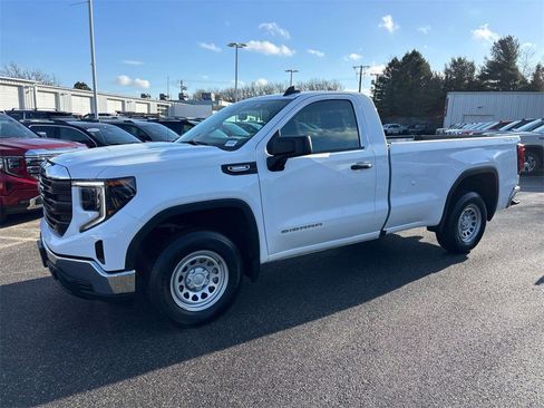 Used 2024 GMC Sierra 1500 Pro w/ Pro Value Package image 5