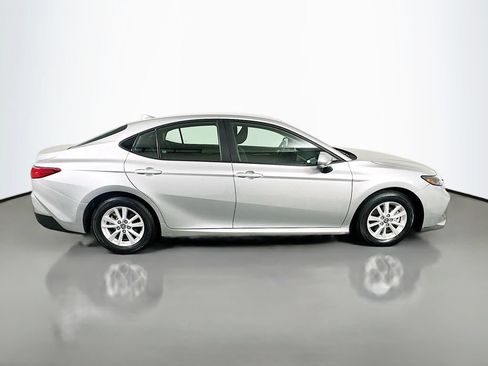 Certified 2025 Toyota Camry LE FWD image 4
