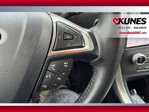 Used 2024 Ford Edge SEL image 12