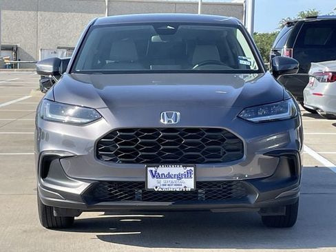 Certified 2025 Honda HR-V LX image 6