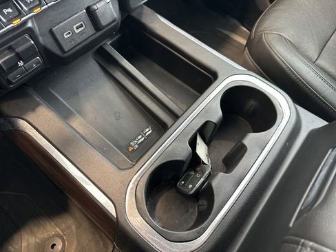 Used 2019 GMC Sierra 1500 SLT w/ SLT Premium Plus Package image 23