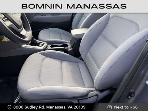 Used 2017 Hyundai Elantra SE image 14