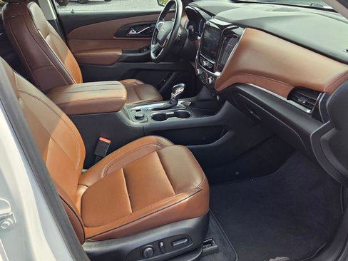 Used 2021 Chevrolet Traverse High Country image 44