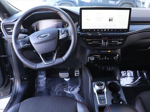 Used 2024 Ford Escape ST-Line w/ Tech Pack #1 image 17