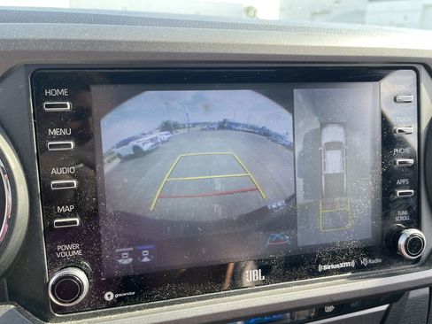 Used 2023 Toyota Tacoma TRD Off-Road w/ TRD Premium Off Road Package image 15