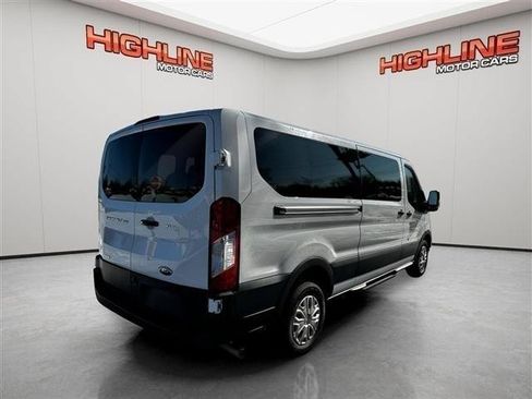 Used 2023 Ford Transit 350 XLT RWD image 5