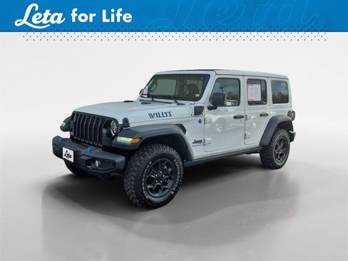Used 2023 Jeep Wrangler Unlimited w/ Sun & Screen Package image 1