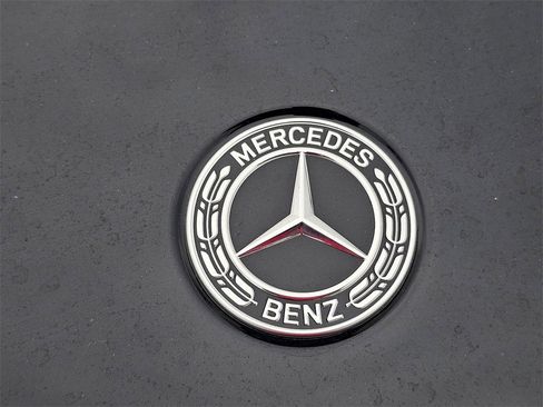 Used 2025 Mercedes-Benz GLA 250 image 10