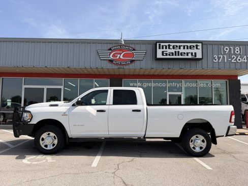 Used 2022 RAM 2500 Tradesman w/ Chrome Appearance Group AWD/4WD image 10