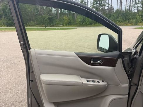 Used 2013 Nissan Quest SL w/ Value Cargo Pkg FWD image 11