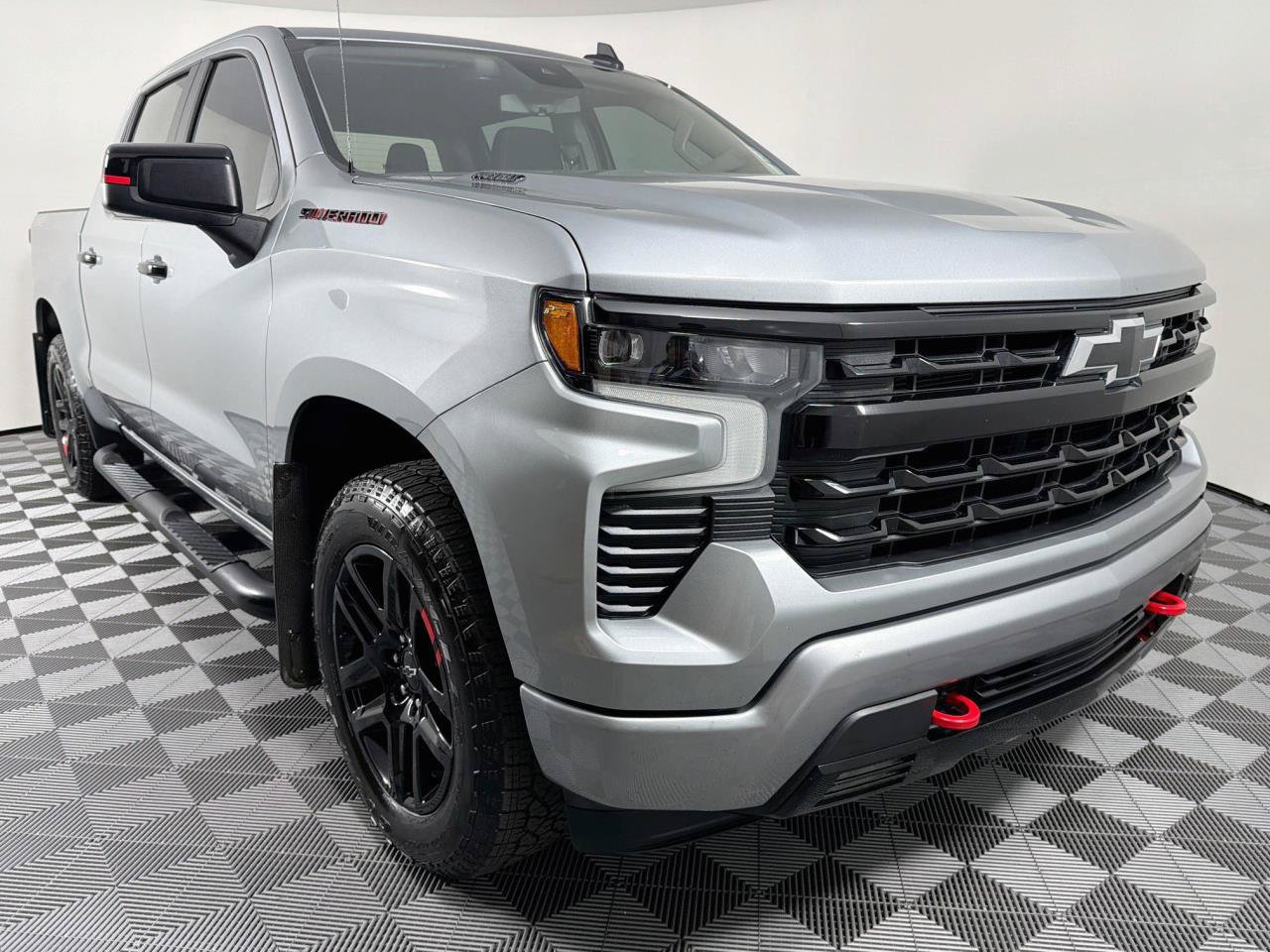 Used 2024 Chevrolet Silverado 1500 RST w/ Redline Edition AWD/4WD image 30