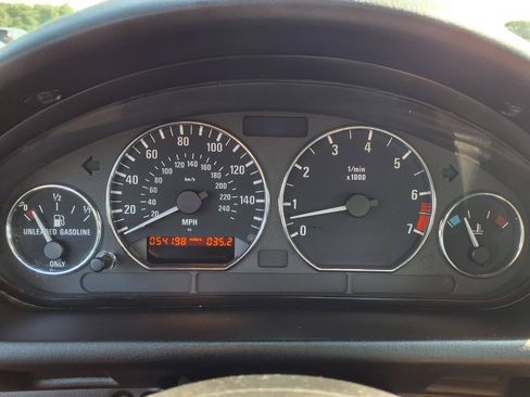 Used 2000 BMW Z3 2.5i RWD image 7