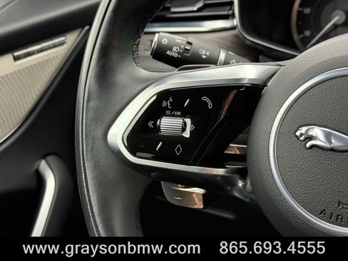 Used 2023 Jaguar F-PACE S AWD/4WD image 21