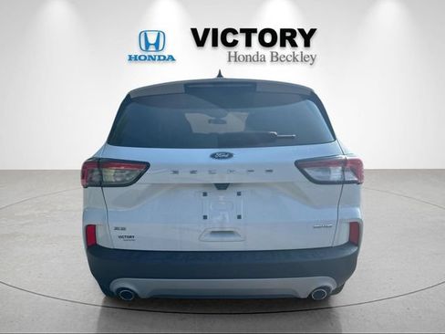 Used 2022 Ford Escape SE w/ Cold Weather Package AWD/4WD image 4