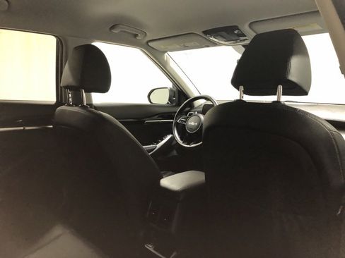 New 2025 Kia Seltos EX image 16