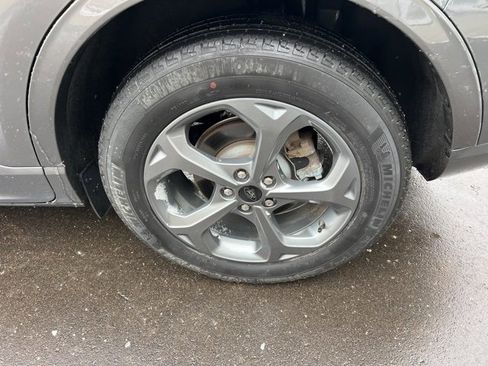 Used 2024 Ford Escape ST-Line w/ Tech Pack #1 image 9