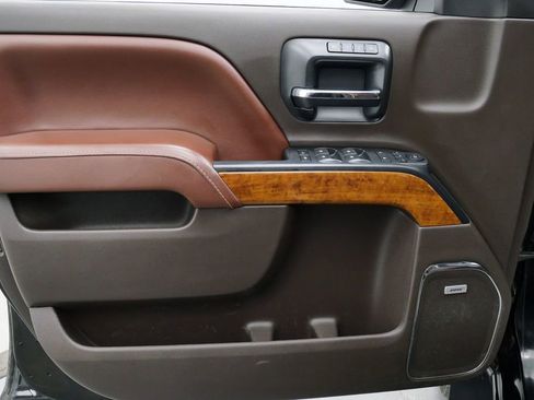 Used 2015 Chevrolet Silverado 2500 High Country AWD/4WD image 13