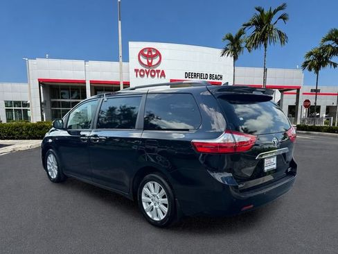 Used 2017 Toyota Sienna Limited Premium AWD/4WD image 5
