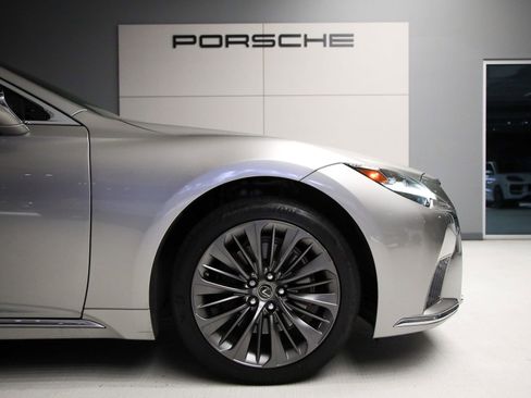 Used 2022 Lexus LS 500 w/ Interior Upgrade Package image 11