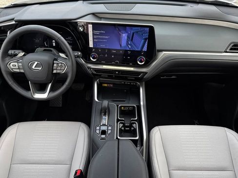 Used 2026 Lexus TX 350 AWD w/ Convenience Package image 15