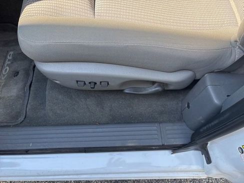 Used 2007 Dodge Dakota ST RWD image 18