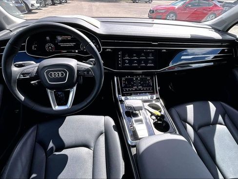 Used 2023 Audi Q7 3.0T Prestige w/ Prestige Package AWD/4WD image 3