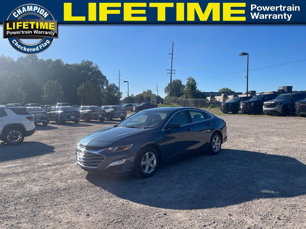 Used 2024 Chevrolet Malibu LS FWD image 1