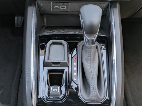 New 2026 GMC Canyon Elevation w/ Convenience Package RWD image 19