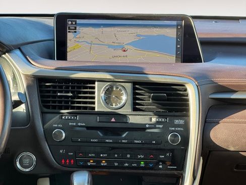 Used 2017 Lexus RX 350 AWD image 16