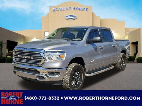 Used 2019 RAM 1500 Big Horn RWD image 1