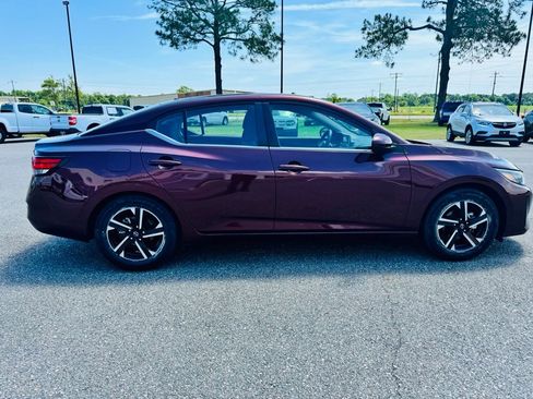 Used 2024 Nissan Sentra SV FWD image 7