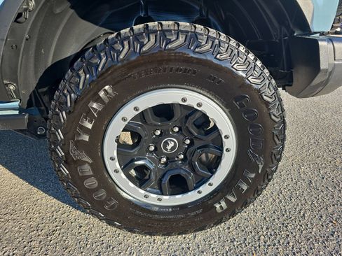 Used 2023 Ford Bronco Badlands w/ Sasquatch Package AWD/4WD image 33