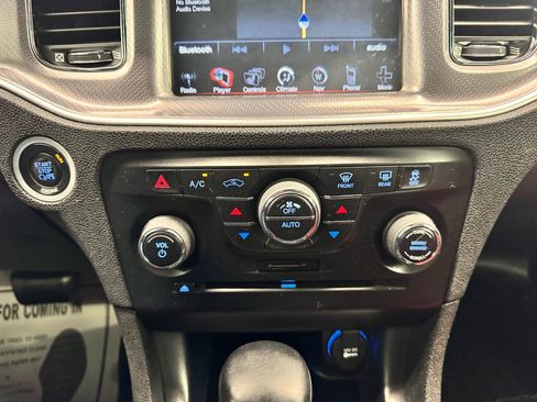 Used 2013 Dodge Charger R/T RWD image 27
