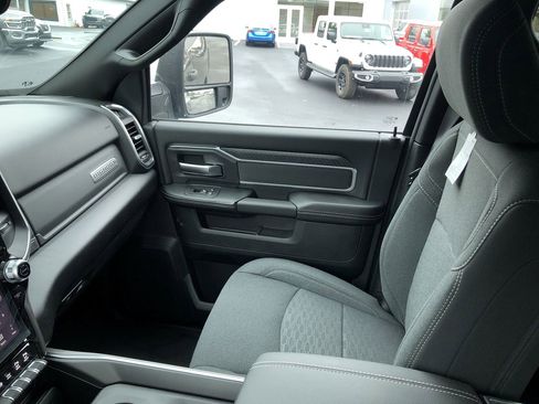 New 2026 RAM 2500 Big Horn image 31