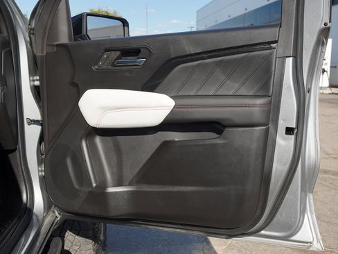 Used 2023 GMC Canyon AT4X AWD/4WD image 26