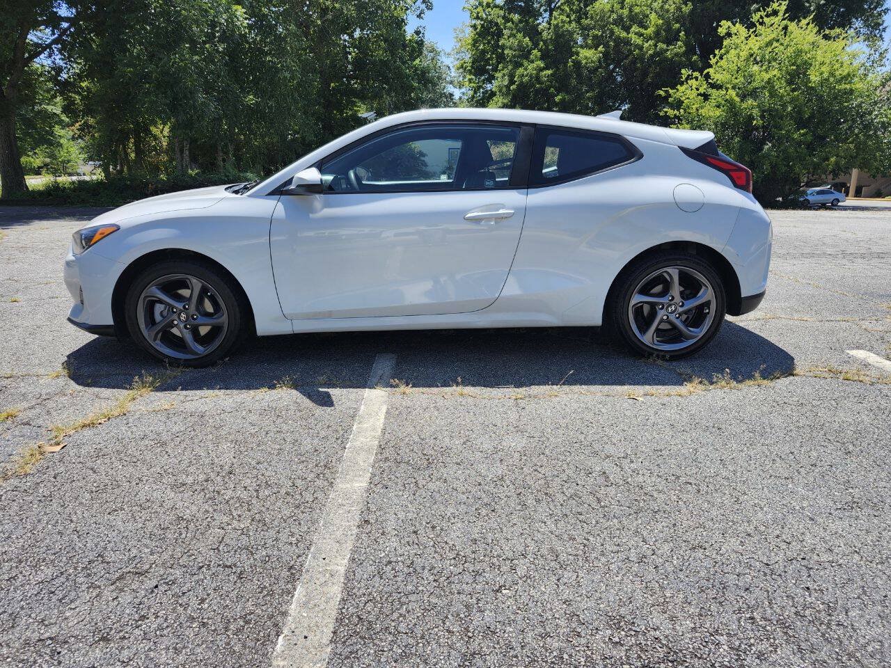 Used 2020 Hyundai Veloster 2.0 FWD image 13