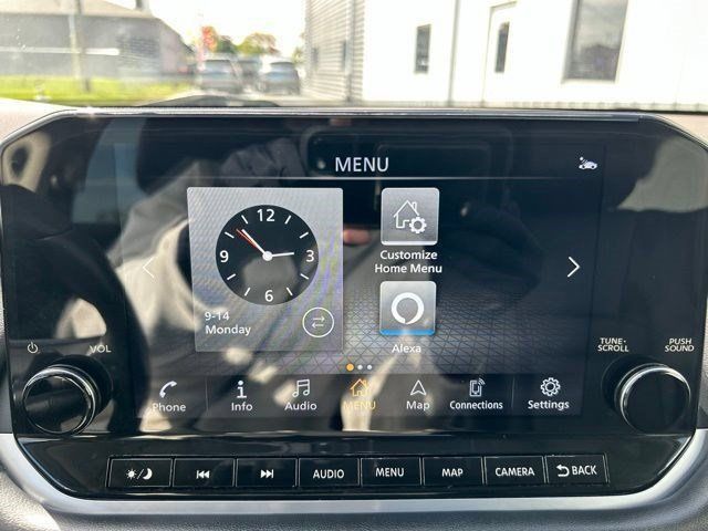 Used 2023 Nissan Rogue SL w/ SL Premium Package AWD/4WD image 21