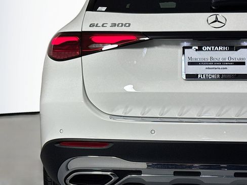 New 2026 Mercedes-Benz GLC 300 image 14