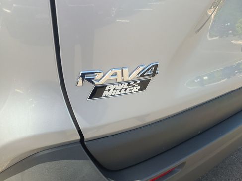 Certified 2025 Toyota RAV4 XLE AWD/4WD image 28