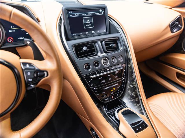Used 2021 Aston Martin DB11 Coupe RWD image 23