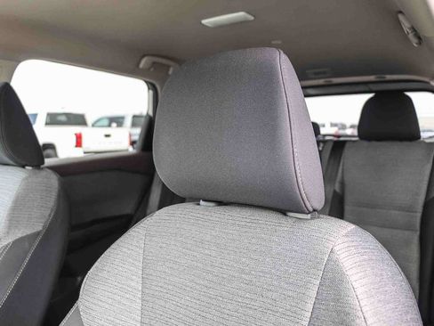Used 2023 Nissan Rogue SV AWD/4WD image 19