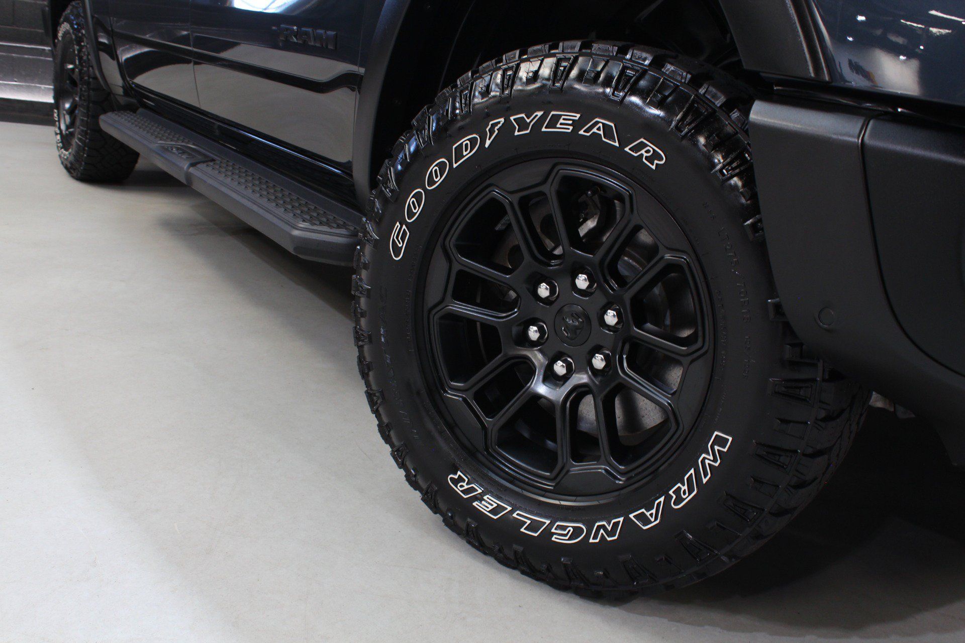 Used 2025 RAM 1500 Rebel w/ Rebel Level 2 Equipment Group AWD/4WD image 17
