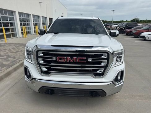 Used 2022 GMC Sierra 1500 SLT w/ SLT Premium Plus Package AWD/4WD image 8