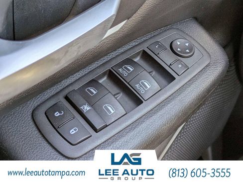 Used 2022 RAM 1500 Big Horn AWD/4WD image 23