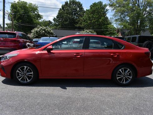 Used 2023 Kia Forte LXS FWD image 4
