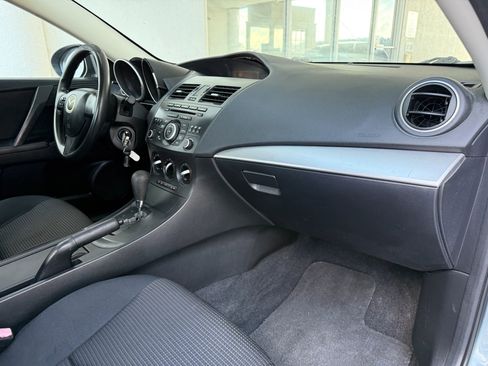 Used 2012 MAZDA MAZDA3 i Sport image 17