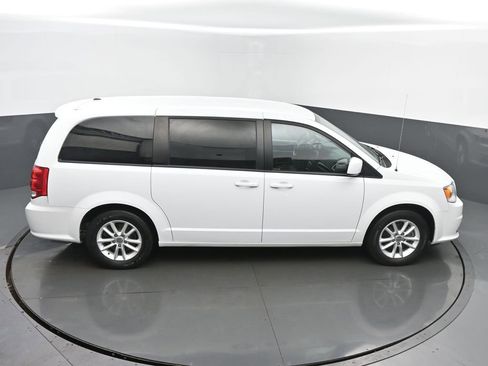 Used 2020 Dodge Grand Caravan SE image 43